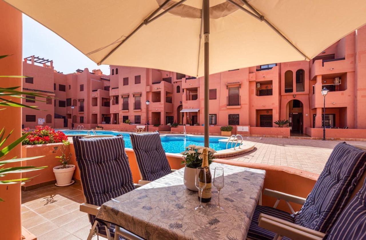 La Dama Apartment Торевиеха Екстериор снимка
