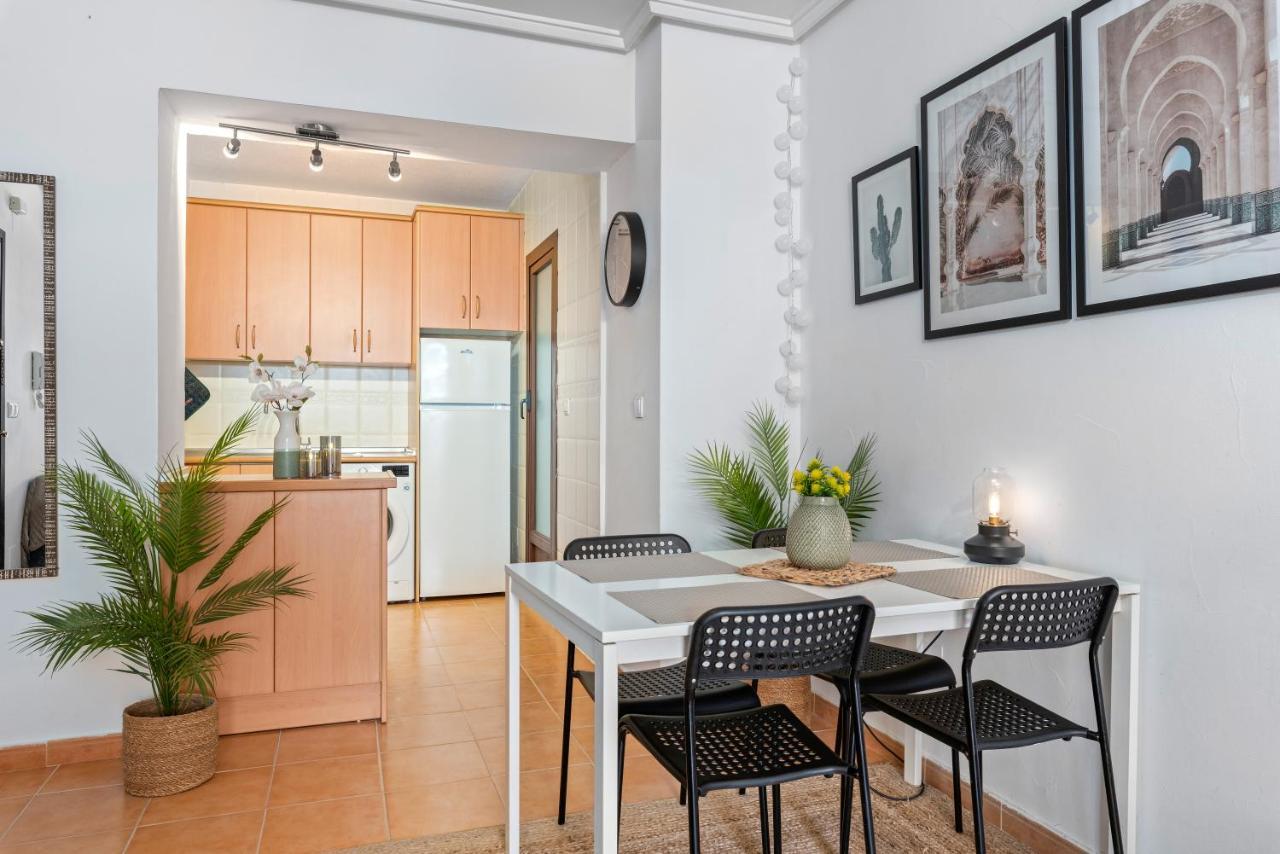 La Dama Apartment Торевиеха Екстериор снимка